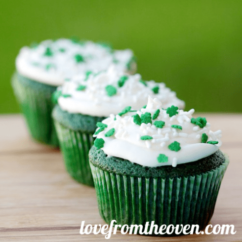 Love-From-The-Oven-Green-Velvet-Cupcakes1