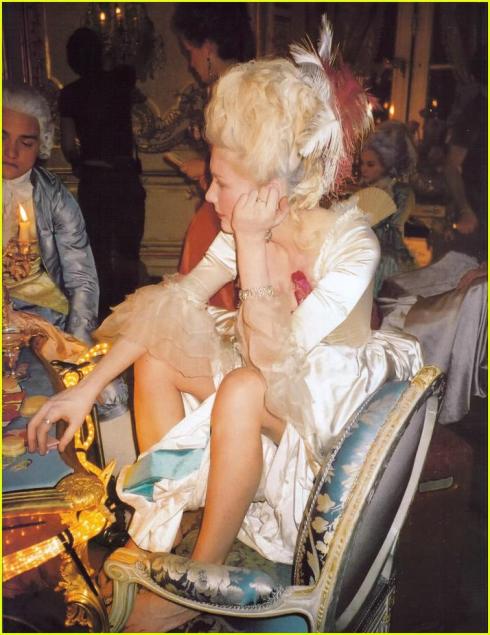 kirsten-dunst-marie-antoinette04