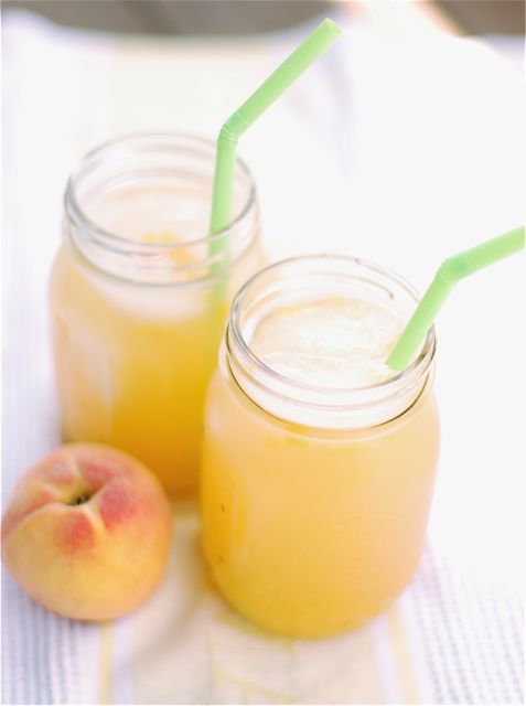Roasted-Peach-Lemonade